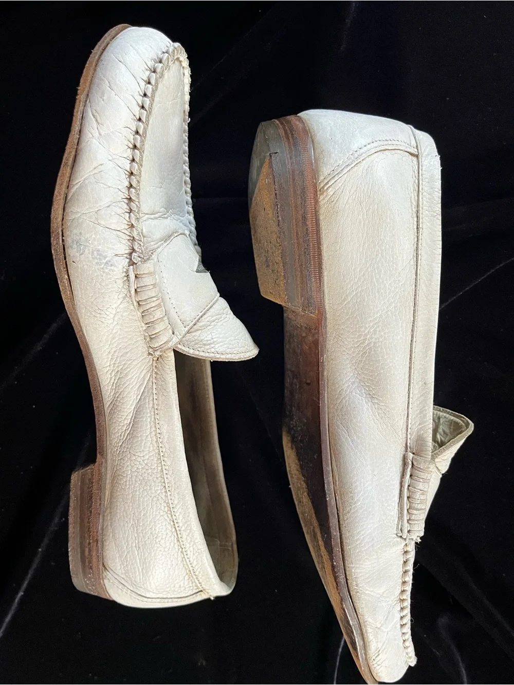 Gucci Vintage Men's White Penny Loafers